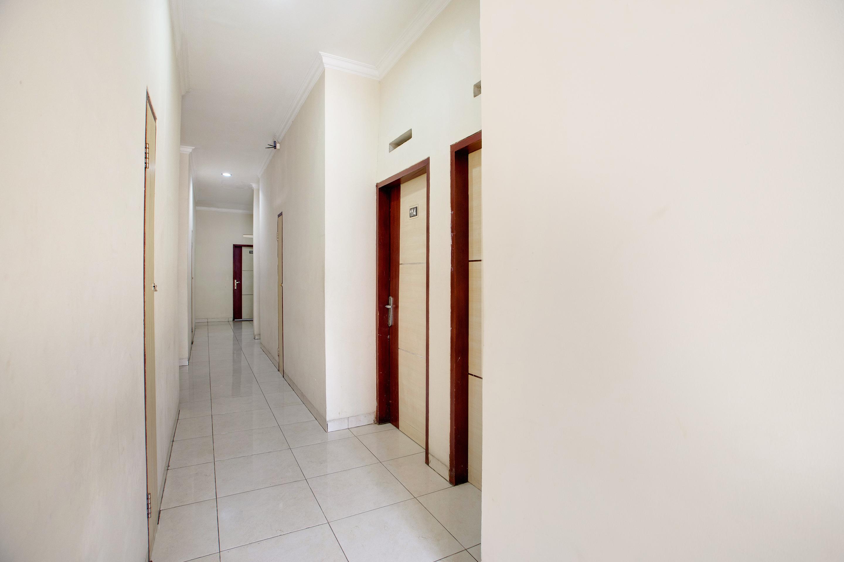 Reddoorz @ Hotel Arimbi Dewi Sartika Baru 반둥 외부 사진